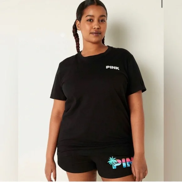 VS Pink SET Black Tropical Campus Tee & Black Tropical Shine 3.5 Campus Shorts